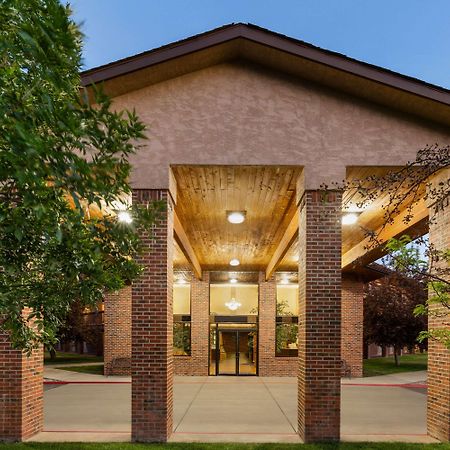 Baymont By Wyndham Cortez Exterior photo